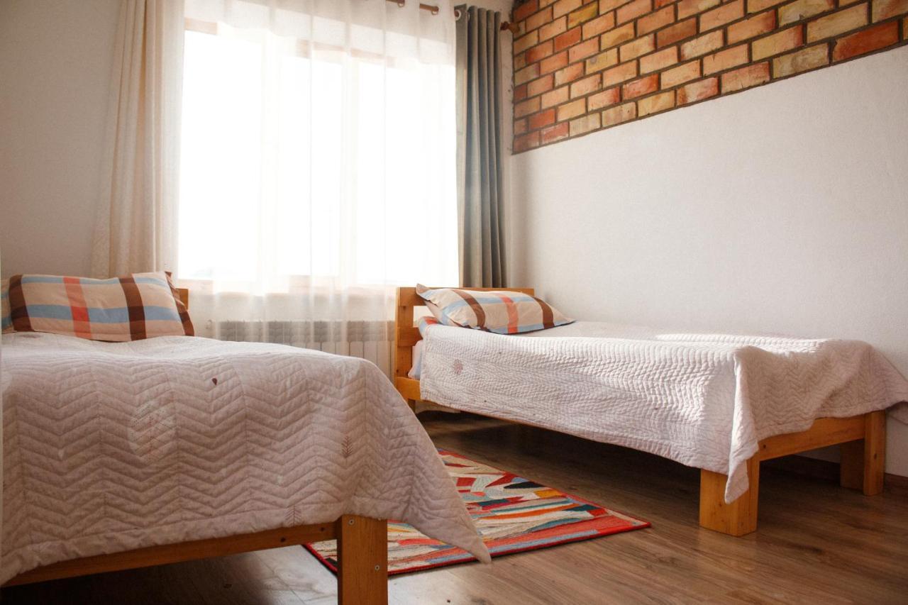 Guest House Altyn Oimok Bokonbayevo ภายนอก รูปภาพ